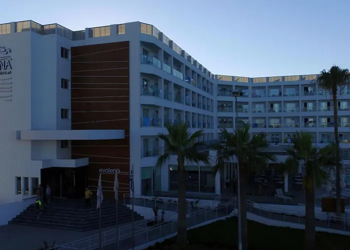 EVALENA BEACH HOTEL, PROTARAS
